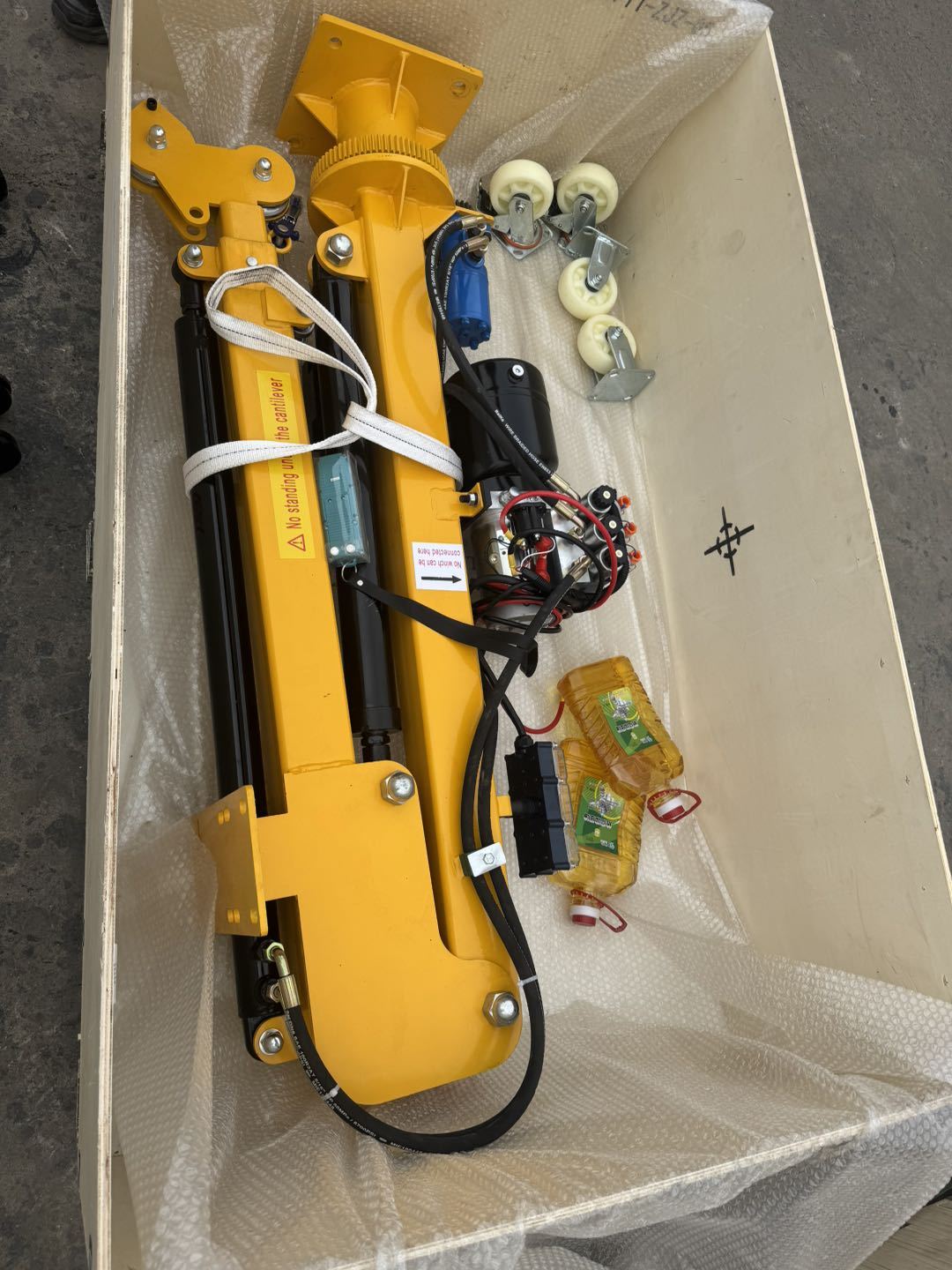 Electric hydraulic Crane - Image 4