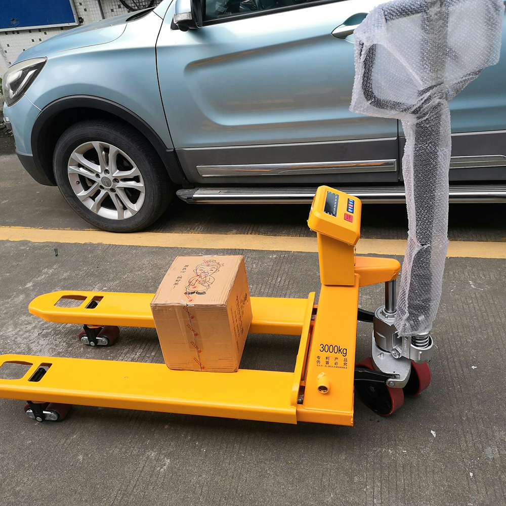 Hand Pallet Truck With Scale - Image 2