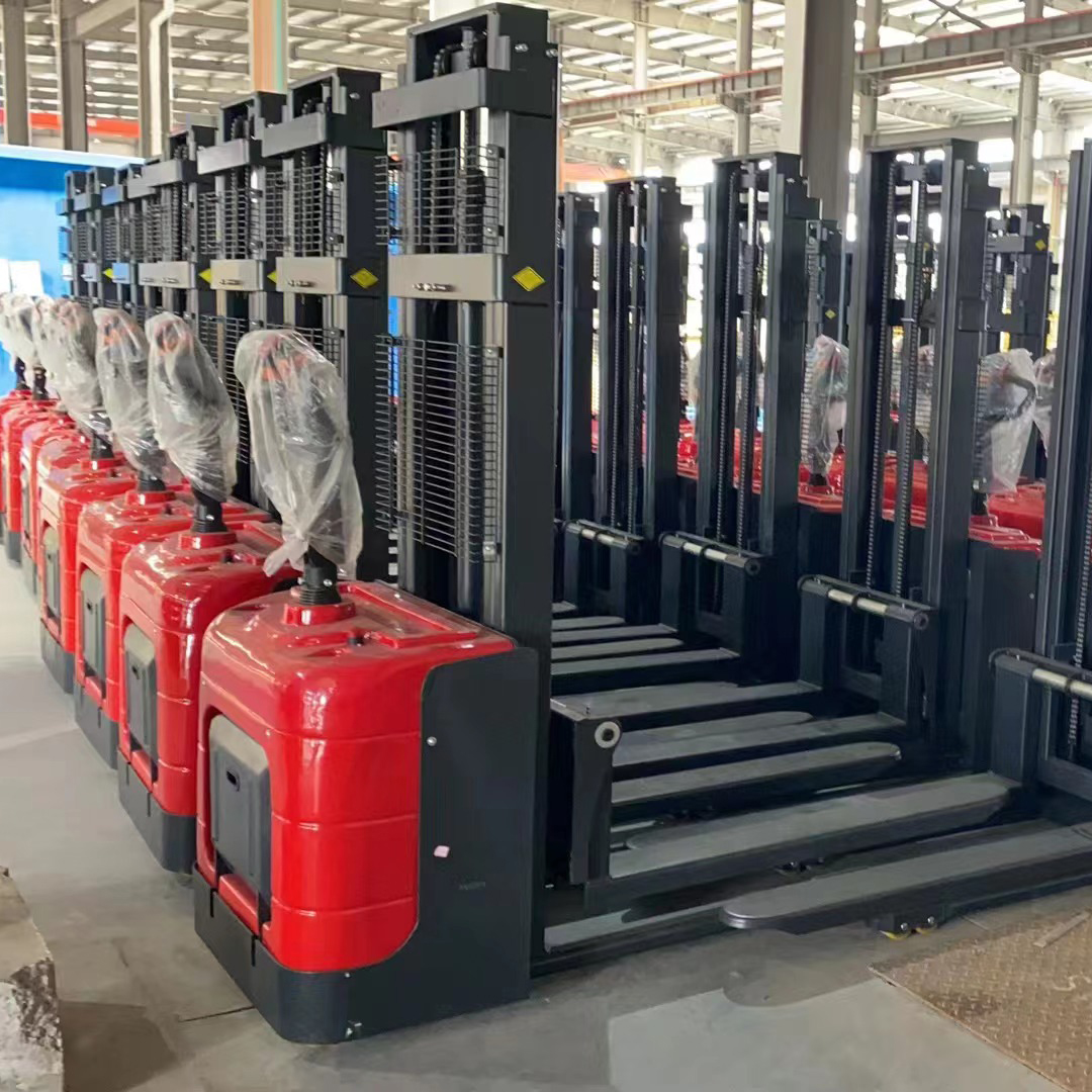 Electric stacker - Image 5