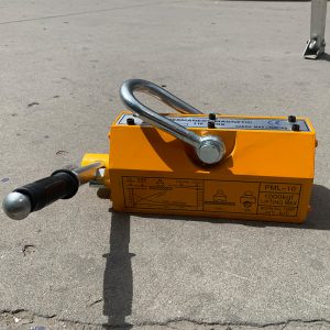 Magnet lifter
